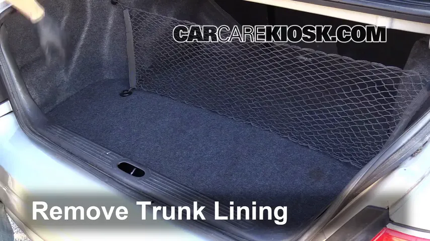 2004 Buick LeSabre Custom 3.8L V6 Levantar auto Usar el gato para levantar el auto